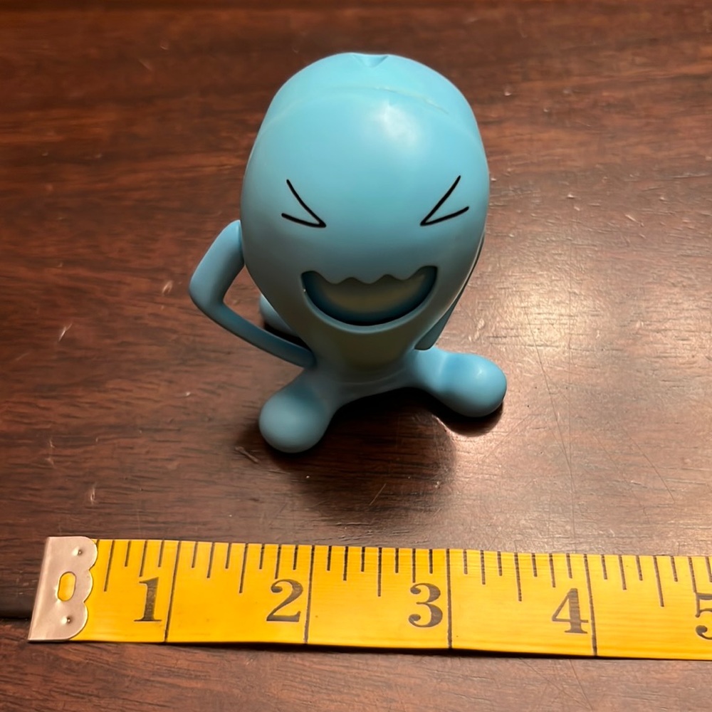 McDonald's 2015 Pokemon Wobbuffet Figure Happy Meal Toy - Picture 8 of 8